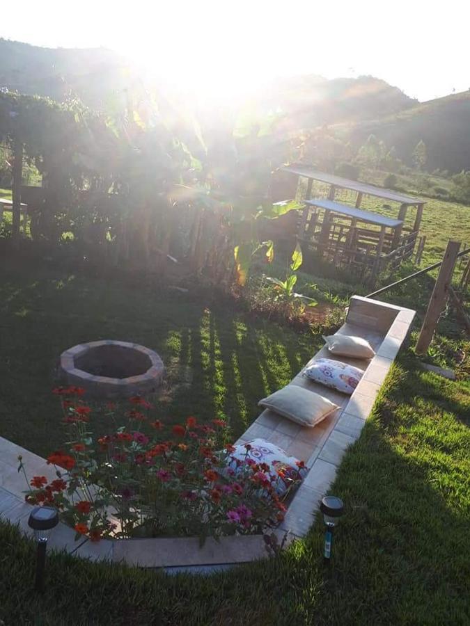 Pousada Chales Dos Montes Santana dos Montes Εξωτερικό φωτογραφία